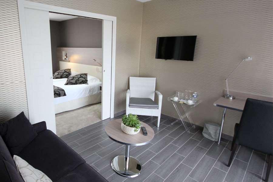 Logis Auberge Bienvenue Doue-la-Fontaine Room photo