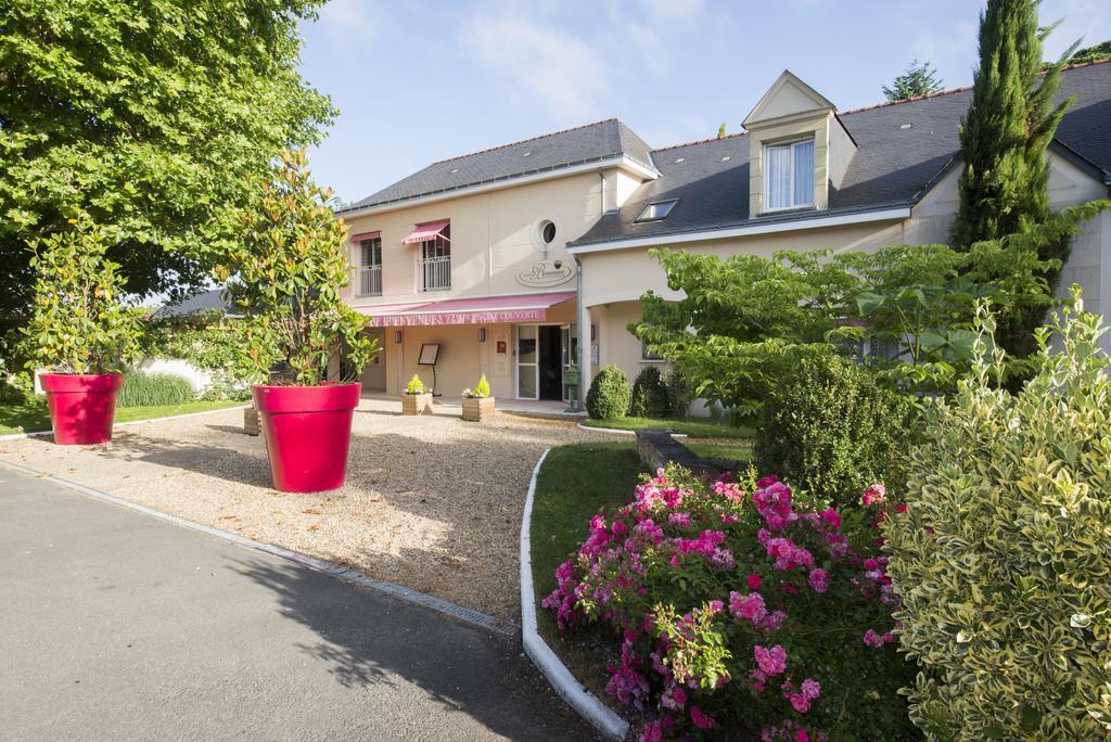 Logis Auberge Bienvenue Doue-la-Fontaine Exterior photo
